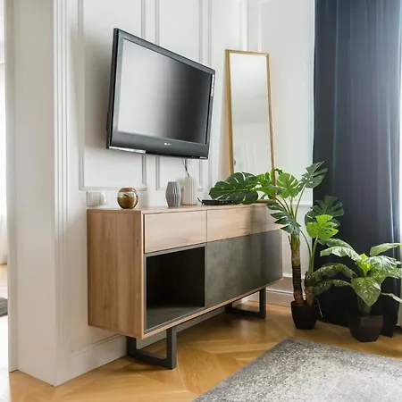 Apartment Lux *